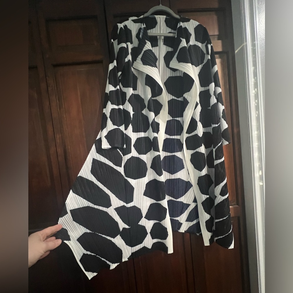 Micro pleat top